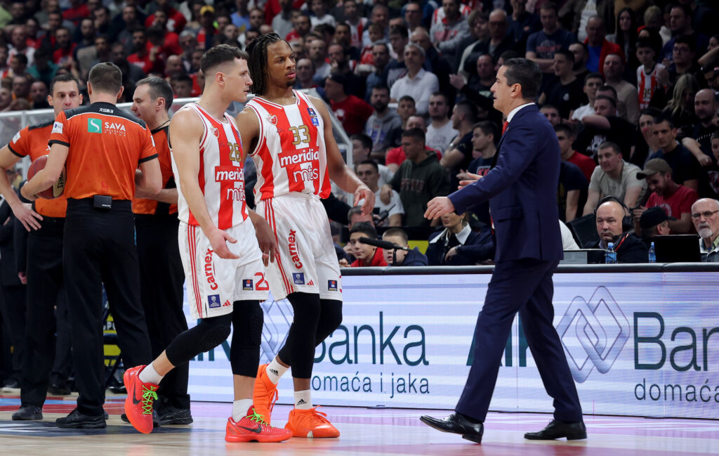 GILESPI OTKRIO ISTINU O ČUVENOJ FOTOGRAFIJI SA METLOM: „Mitrović i Nedović su krivi zbog toga!“