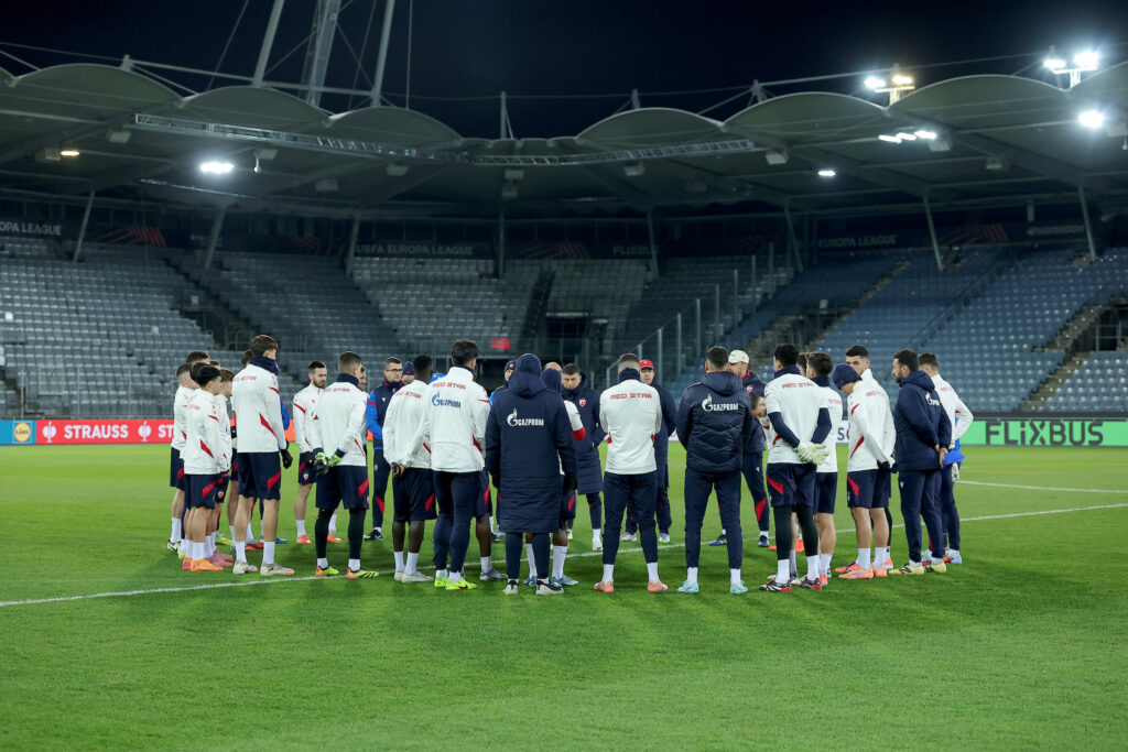 SJAJNA VEST ZA DELIJE: Poznato lice na treningu Zvezde!