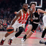 (POLUVREME) KODI SE VRATIO U RITAM: Velika borba između Crvene zvezde i Virtusa!