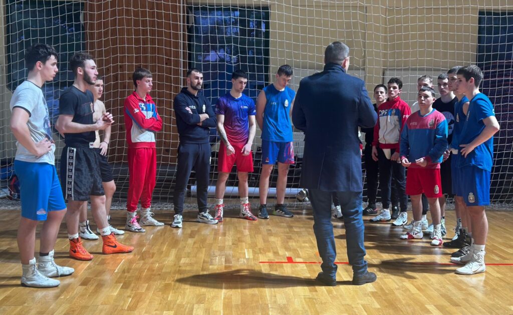 PRIPREME NA ZLATIBORU: Bokserima Srbije ne smetaju ni kiša ni sneg!