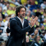 NASTAVLJA SOLO: Tomislav Tomović napušta Crvenu zvezdu, preuzima klub iz Rusije!