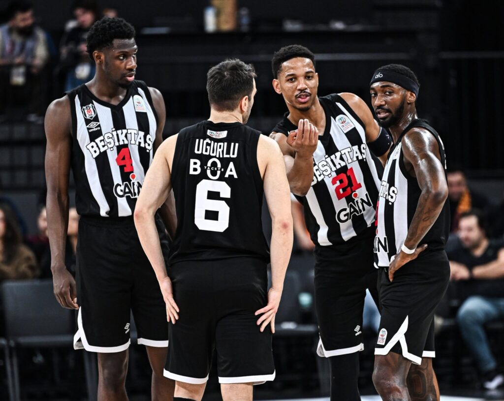 KAKVA BI TO BOMBA BILA: Crno-beli žele još jedno pojačanje – na radaru je evroligaški centar!