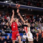 (POLUVREME) UŽASNO VOĐENO POLUVREME SAŠE OBRADOVIĆA: Odbrana nedeljama ne postoji, Zvezda liči na onu Sferopolusovou sa početka sezone!