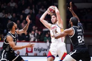 (TVITOVI) GROBARI UPOREDILI KALATESA SA KARIJEM, PA OPLELI PO SUDIJAMA: „Borac ima suđenje kao da je Olimpijakos!“