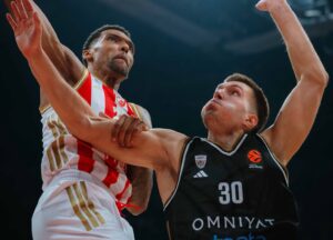 SEKVENCA KOJA KOMOTNO MOŽE U LUVR: Bolomboj ukucao Petruševa na posteru za potez kola Evrolige!