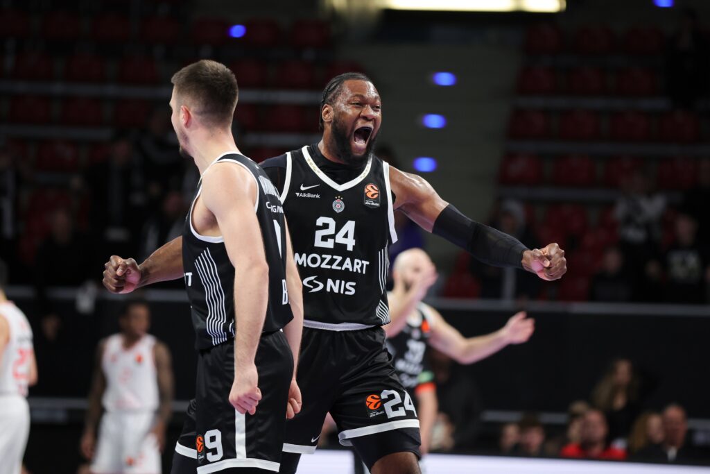 ČUDO VELIKOG PARTIZANA KOME SE DIVI CELA EVROPA: Evo kako je Partizan okrenuo istorijski minus i ponovo postao glavna tema evropske košarke!