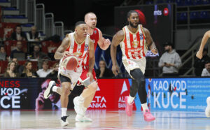 PUKLA STOTKA U PIONIRU: Crvena zvezda razmontirala Beč pred okršaj sa Dubaijem!