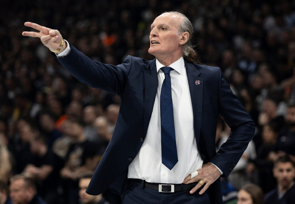 GLASINE SE OBISTINILE: Ferari kod Duška Ivanovića!