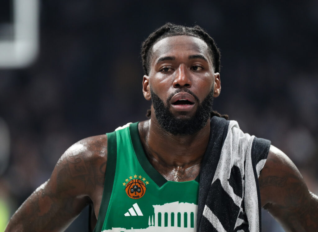 LESOR SE OGLASIO NAKON UŽASA U RUMUNIJI: Košarkaš uputio poruku posle smrti navijača PAOK-a!