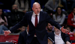 OBRADOVIĆ NAKON DRAME: „Ekipa koja ima visoke ciljeve ne sme da pravi ovakve greške!“