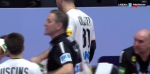 IZDAO SVOJE IGRAČE, DOZVOLIO SRBIJI DA POBEDI, A SADA SE OGLASIO: Evo šta je rekao ne baš snalažljivi seletkor Nemaca!