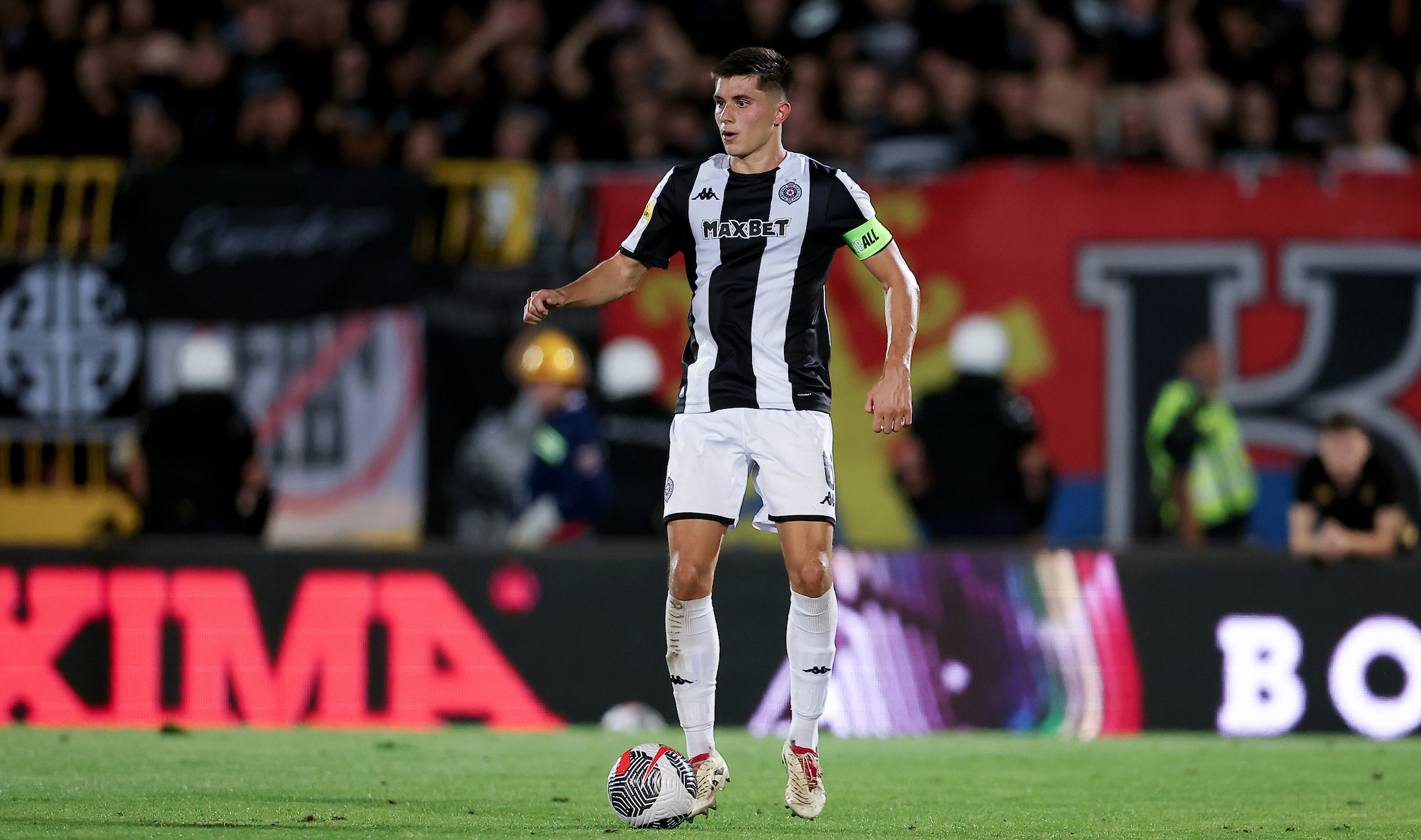 Partizan v Crvena Zvezda, Serbian Super League 2025/2026, round 9 Partizan v Crvena Zvezda, Serbian Super League 2025/2026, round 9