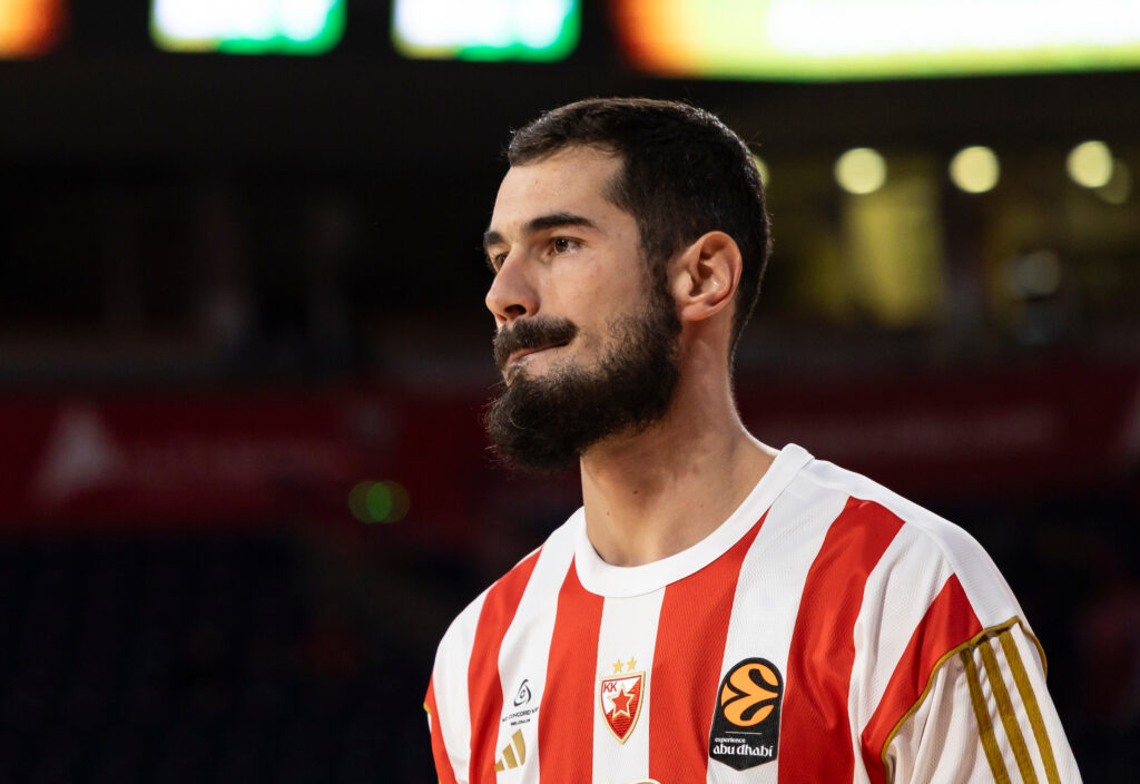 KAD JE NAJTEŽE – ZVEZDA NE STAJE: Kalinić otkrio Zvezdin recept za dalji put u Evroligi!