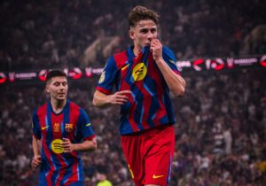 PUKLA PETARDA: Barselona deklasirala Bilbao, čeka Madriđane u finalu!