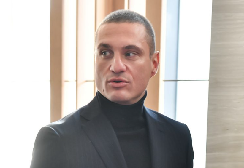 „NE MOGU DA VERUJEM, STRAŠNA TRAGEDIJA“: Oglasio se trener Nemanje Vidića koji je radio i sa preminulim Dušanom!