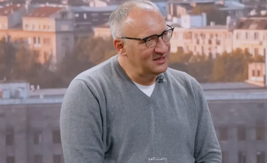 „JESU LI ONI NORMALNI, IZGUBIĆE LICENCU“: Jakovljević sasuo paljbu po Partizanu, nije štedeo ni igrače, ni Penjaroju!