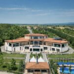 ODSEDNITE U KUĆI ŠAMPIONA: Izdaje se luksuzna vila Novaka Đokovića!