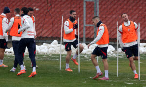 POVREDA U TABORU CRVENE ZVEZDE: Igrač ne može da igra protiv Selte, ovo menja ceo koncept!