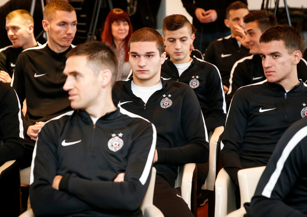 BIVŠI PARTIZANOVAC SE OBRATIO CRVENO-BELIMA: „Navijači Crvene zvezde, nadam se da ste svesni…!“