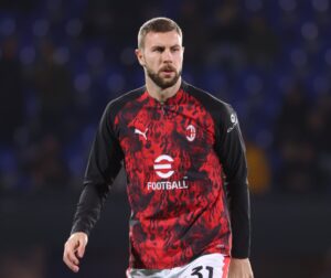 SRPSKI RATNIK: Svi u Milanu drhtali nakon povrede, a Pavlović se vraća brže nego što se očekivalo!