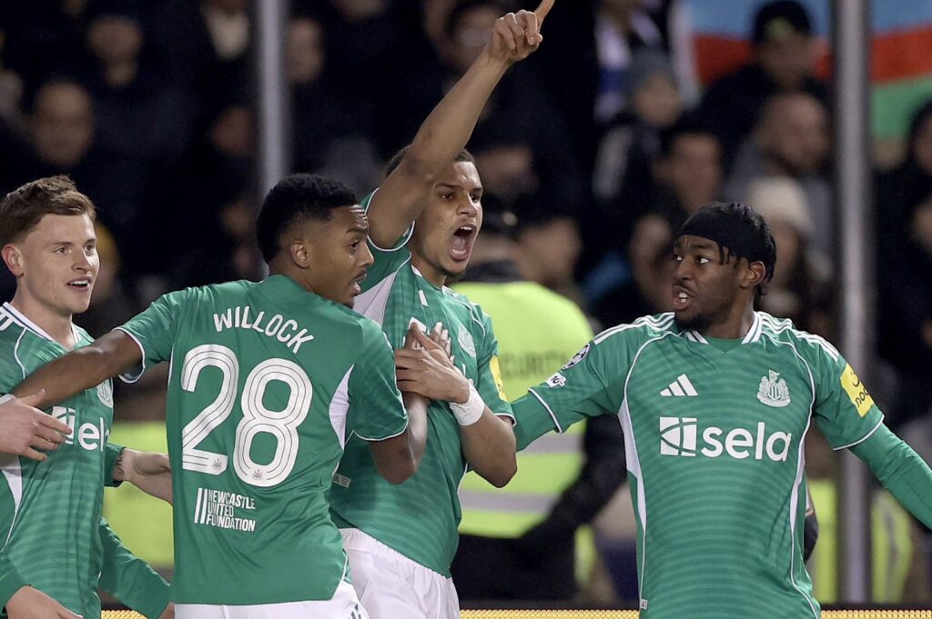 KARABAG MOŽE DA BUDE PONOSAN NA OSTVARENO, ALI OVDE JE KRAJ PUTA: Njukasl razneo rivala u gostima i rešio sve za pola sata!