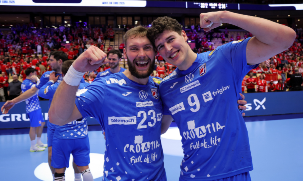 SKANDAL NA EP: Hrvati slavili bronzu uz Tompsona i ustaške pesme! (VIDEO)