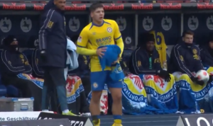 MIJATOVIĆ POKAZAO TAJNO ORUŽJE: Nemci u ekstazi nakon ovog umeća srpskog napadača!