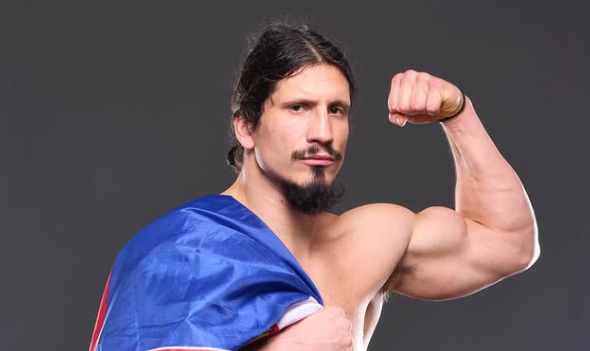 NI POVREDE MU NE MOGU NIŠTA: Cvjetićanin izbacio Alžirca i izborio polufinale!