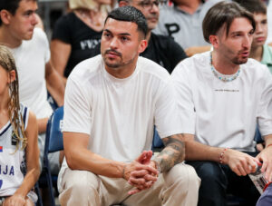 RADONJIĆ SE OGLASIO NAKON ŠTO JE SAZNAO ZA SUSPENZIJU: Na svom Instagramu objavio fotografiju uz samo jedan emotikon!