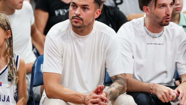 RADONJIĆ SE OGLASIO NAKON ŠTO JE SAZNAO ZA SUSPENZIJU: Na svom Instagramu objavio fotografiju uz samo jedan emotikon!