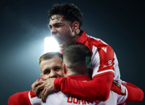 (SASTAVI) DEBI ZA REKORDERA SRPSKOG FUBALA I ŽELJA DA SE POTVRDI SJAJNA FORMA: Crvena zvezda može ekspresno da prestigne Partizan!