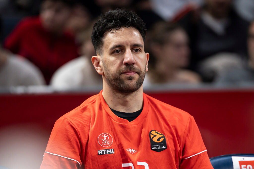 „NIJE MOGAO DA SE KORISTI“: Itudis otkrio zašto je Vasa Micić slabo igrao sinoć!