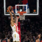 (POLUVREME) HAPOELU ULAZI SVE ŠTO BACI: Zvezda vodi, ali jedva, Izraelci sipaju trojke!