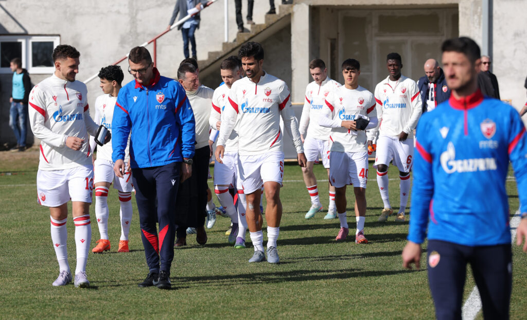 SPORAN MOMENAT U PETOM MINUTU U KUPU SRBIJE: Zvezda povela sa bele tačke protiv trećeligaša!