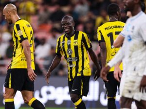 NESLAVAN RASTANAK SA ARAPIMA: Kante se vratio u Evropu uprkos svim preprekama!