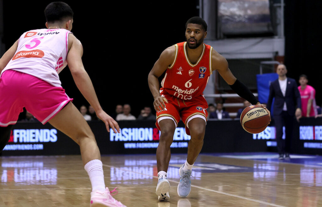 MATINE VATROMET U BEOGRADU, NBA NAPADI, ALI I ODBRANE: Crvena zvezda i Mega igraju lagan meč, umalo 120 poena za poluvreme!