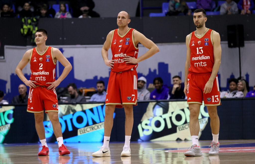 „MOŽDA I NE DOĐETE, IMATE VI OBIČAJ DA OTKAŽETE“: Teške provokacije upućene Zvezdi pred gostovanje u Podgorici!