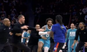 MMA OKRŠAJ, A NE NBA MEČ: Opšta tuča, četiri igrača isključena!