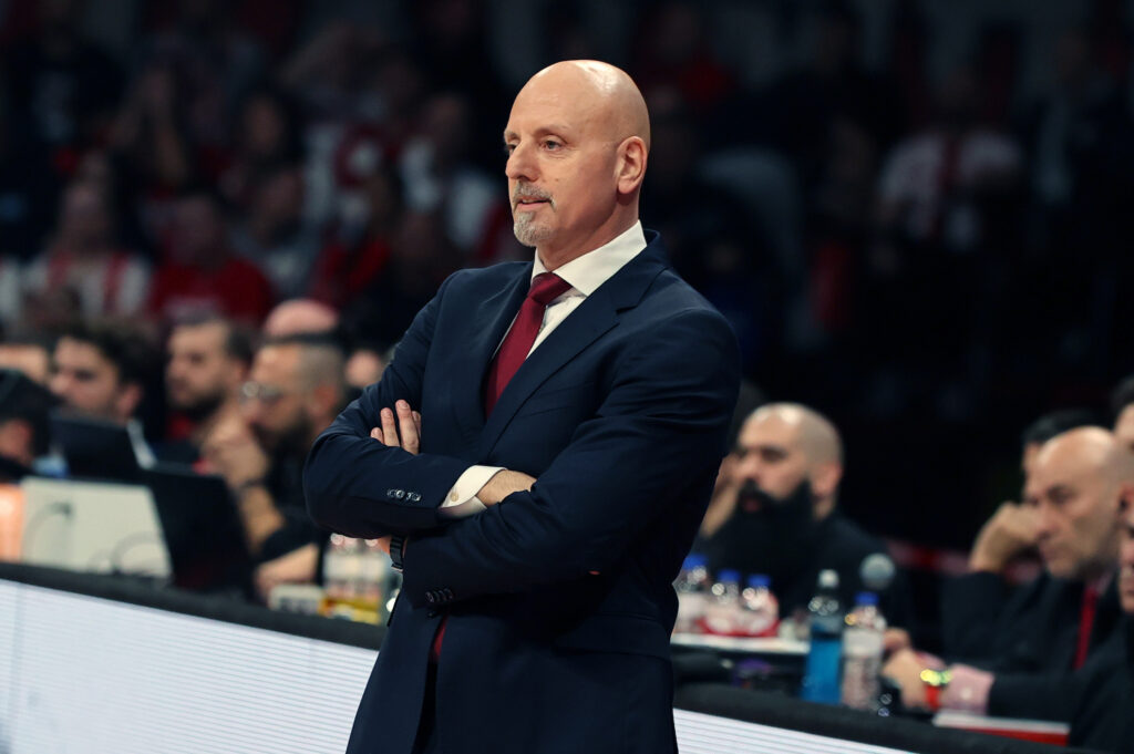 OBRADOVIĆ ZAGRMEO NA KONFERENCIJI: „Bratstvo ili ne, za mene nema prijateljstva kada počne meč!“