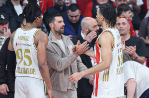 SCENA KOJA JE ZAPALILA MREŽE: Evo šta je Novak uradio po završetku utakmice između Zvezde i Olimpijakosa!