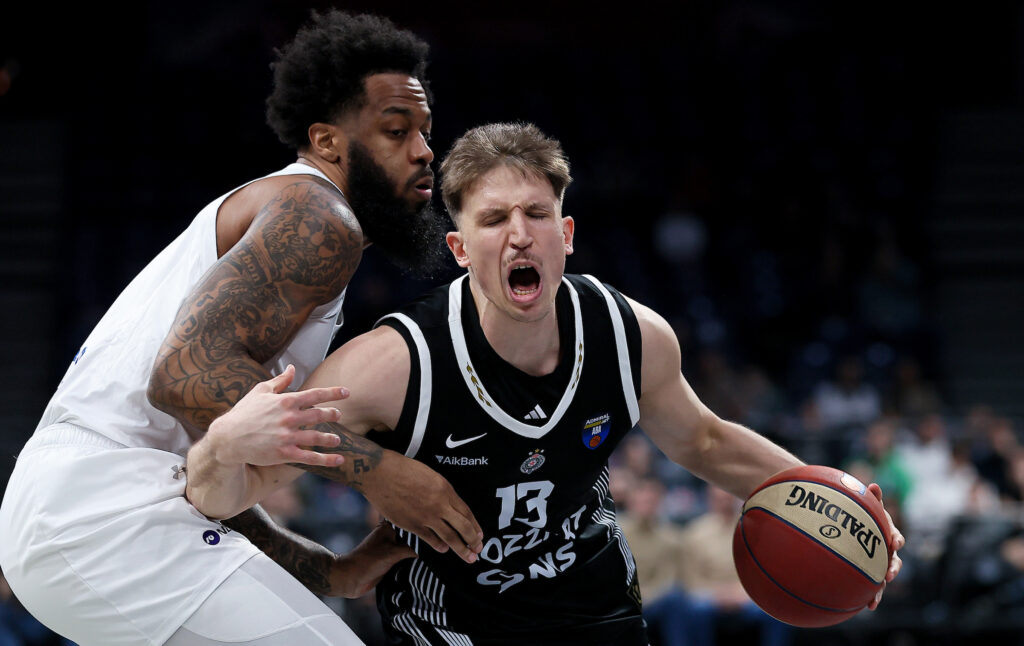 PARTIZAN PREGAZIO BUDUĆNOST: Priče kruže da je Penjaroja ozbiljna zverka od trenera!