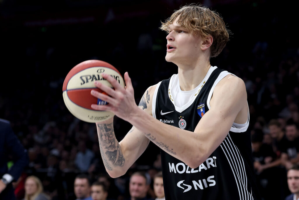 TRENER SE OGLASIO ZBOG FINCA: „Izgleda da Murinen više neće igrati u Partizanu!“