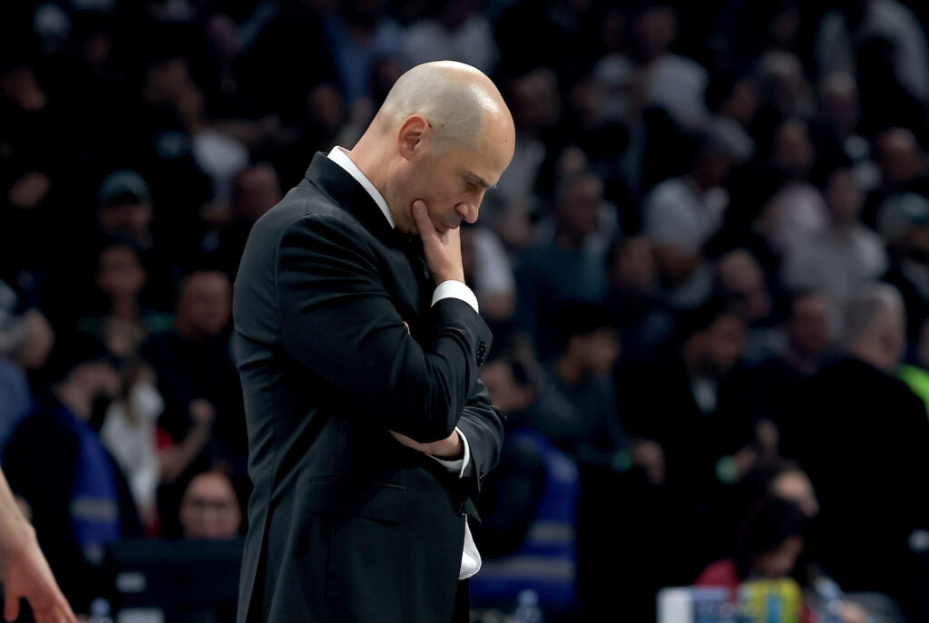 AKO KAŽEM ŠTA MISLIM O SUDIJAMA, NAREDNIH MESEC DANA SMEM JESTI SAMO KOD KUĆE: Penjaroja između redovao poslao poruku Evroligi!