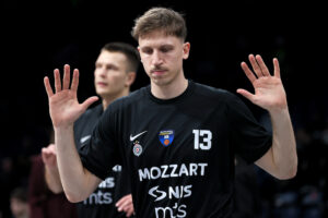 RADANOV JASNO PORUČIO: „“Kako je nama, tako je i drugima. Ne treba se baviti potencijalnim finalom protiv Zvezde!“