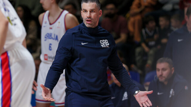 ALIMPIJEVIĆU TURCI OTELI KUP, ON POTPUNO POLUDEO, NA IVICI OTKAZA: Ne moram više ni da budem trener ovde!