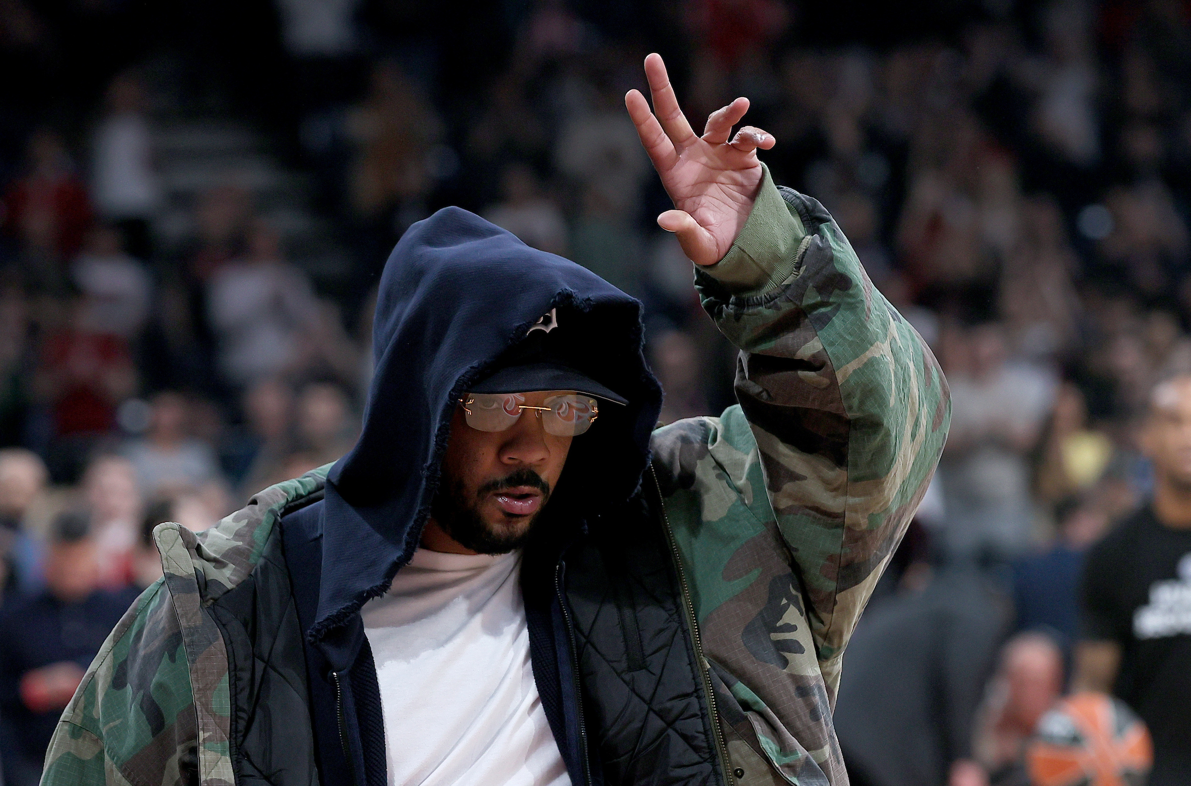 (FOTO UBOD) DELIJE NA NOGAMA: U Arenu stigao Zvezdin miljenik, niko nije očekivao ovo!