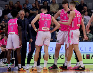 AVDALOVIĆ MOGAO SAMO DA SLEGNE RAMENIMA: Trener Mege priznao da su uradili sve što su mogli, ali je Zvezda bolji tim!