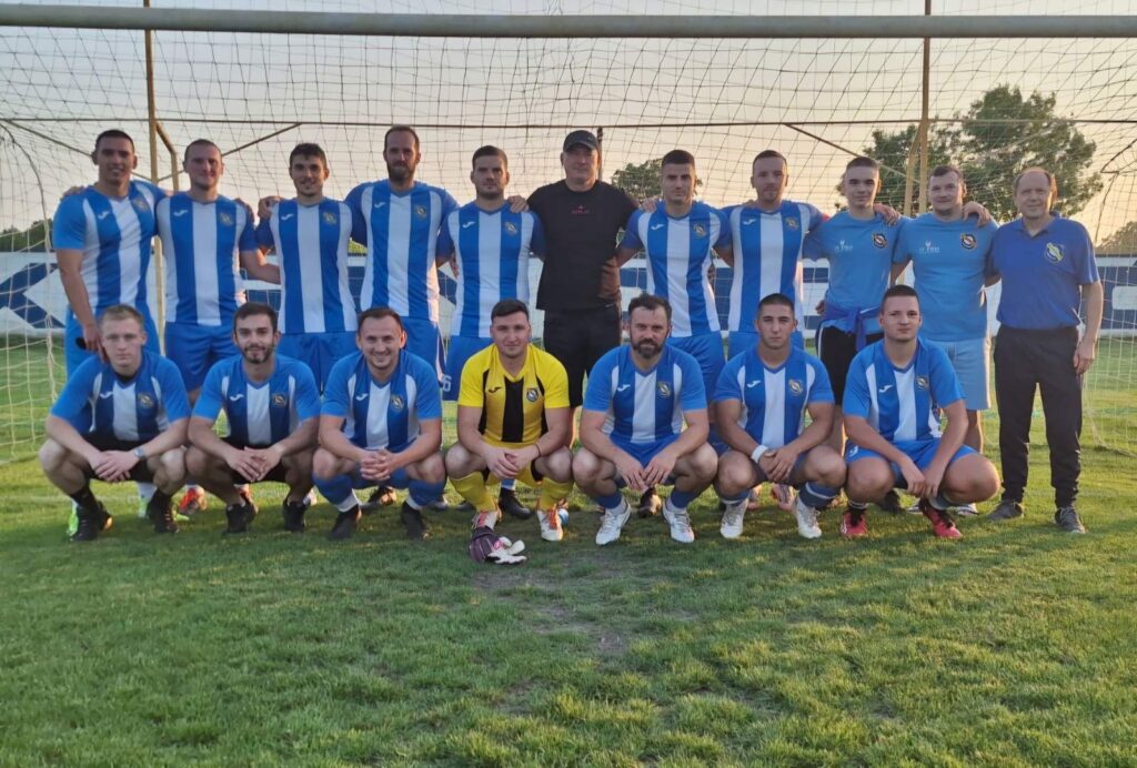 HRVATI SE PONOVO BRUKAJU, ZABORAVLJAJU DA JE 2026. GODINA: Dočekali srpski klub Tompsonovim pesmama koje pozivaju na nasilje nad Srbima!