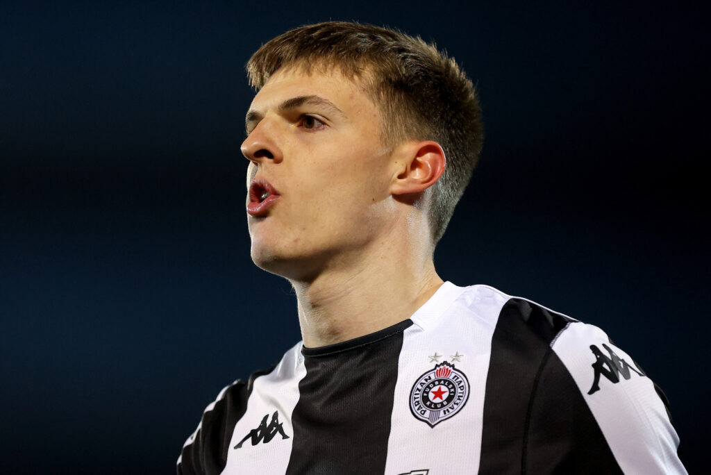 LEGENDA NAPRAVILA LUDO POREĐENJE: Kostić nije moj naslednik, već nova verzija Van Bastena!