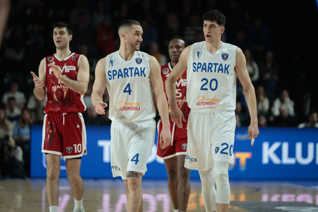 PANTERI SE IZGUBILI U DUDOVOJ ŠUMI: Spartak prejak za FMP!